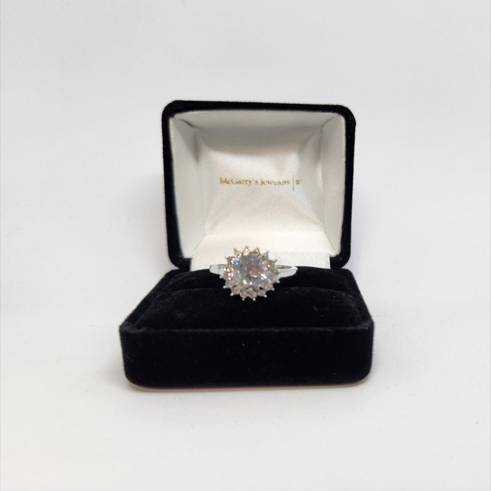 New stylish womens silver flower ring